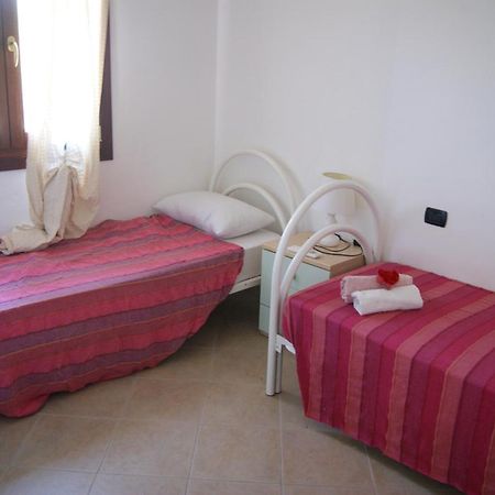 Villetta Indipendente Fronte Spiaggia Villa Budoni Exterior photo