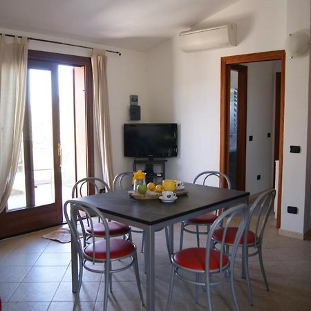 Villetta Indipendente Fronte Spiaggia Villa Budoni Exterior photo