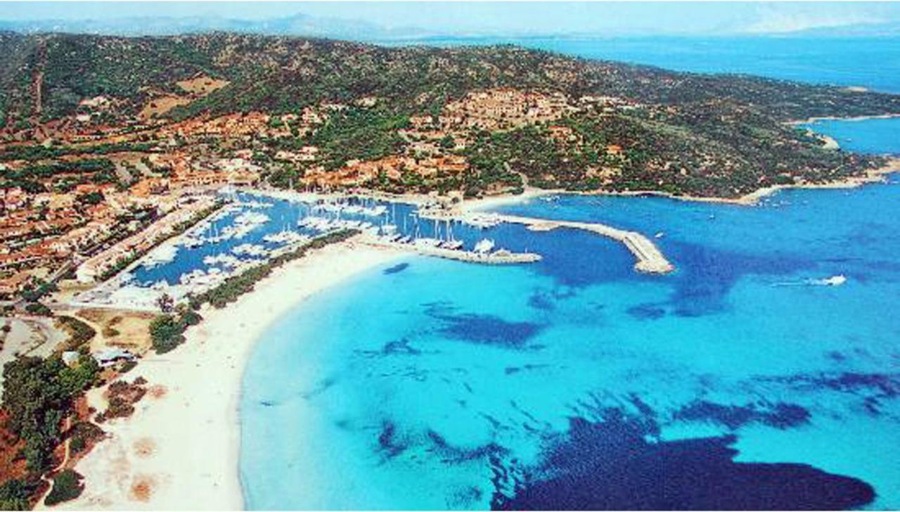 Villetta Indipendente Fronte Spiaggia Villa Budoni Exterior photo